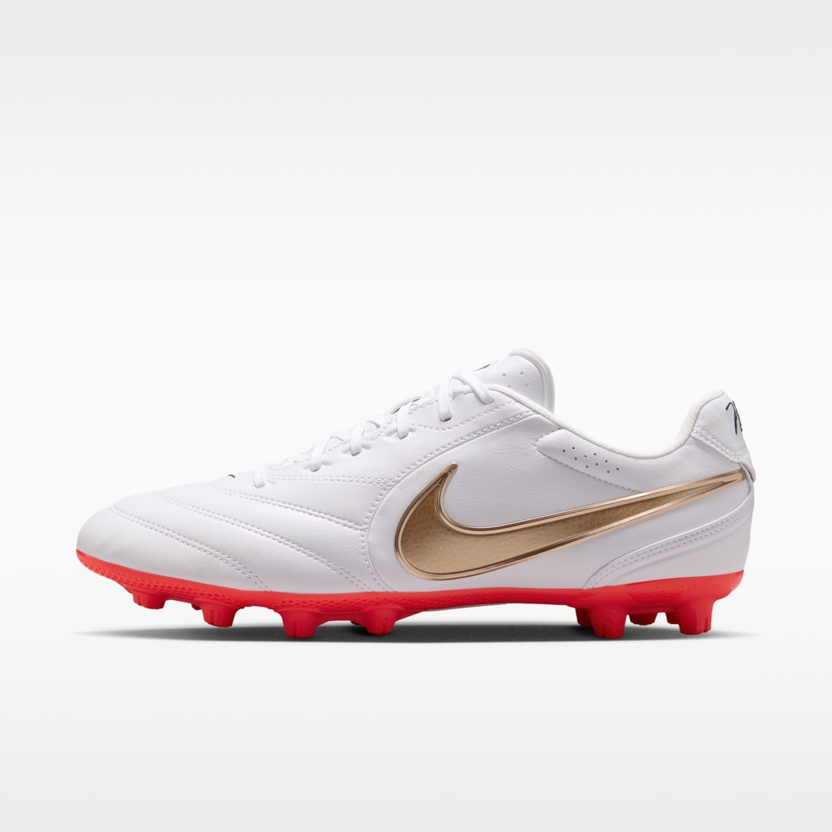 Nike ティエンポ リゲラ プロ ハードグラウンド ローカット サッカースパイク