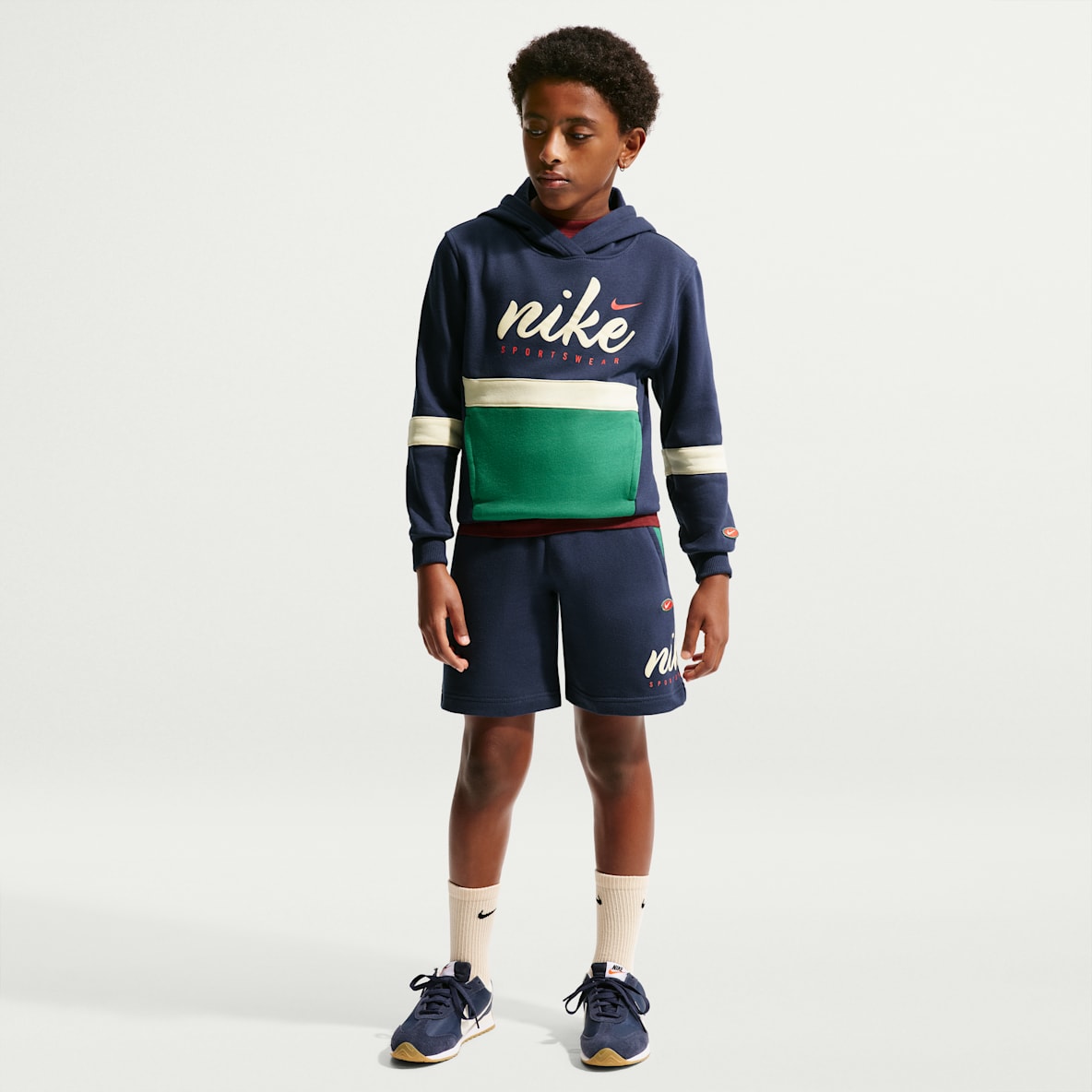 Nike Sportswear Club Shorts de French Terry para niños talla grande