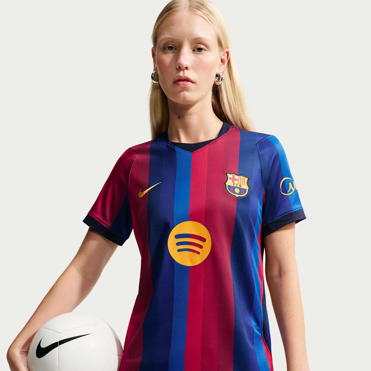 FC Barcelona local 2026/27 Stadium Jersey de futbol Nike Dri-FIT Replica para mujer