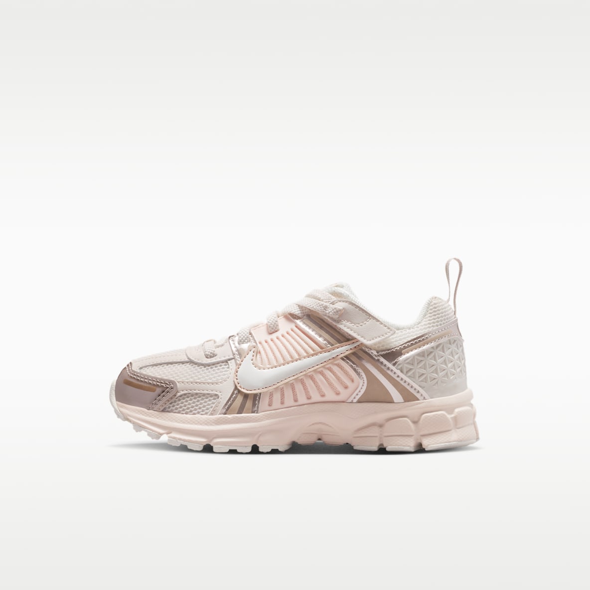 Nike Vomero 5 Little Kids' Shoes with Reflective Design Accents
