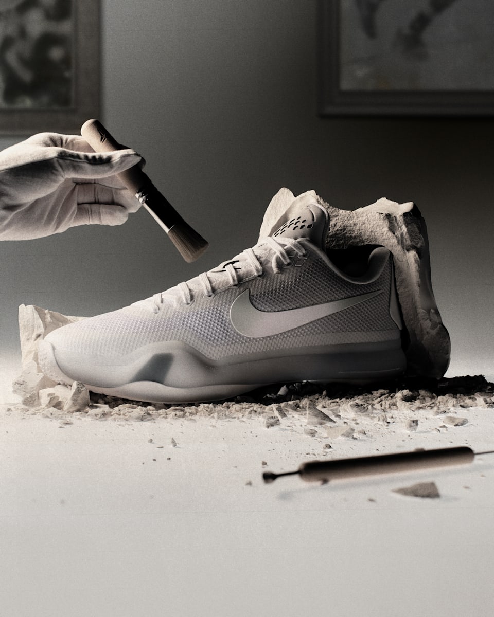 【NIKE公式】コービー 10 プロトロ 'Halo' (IO3415-100) 発売日